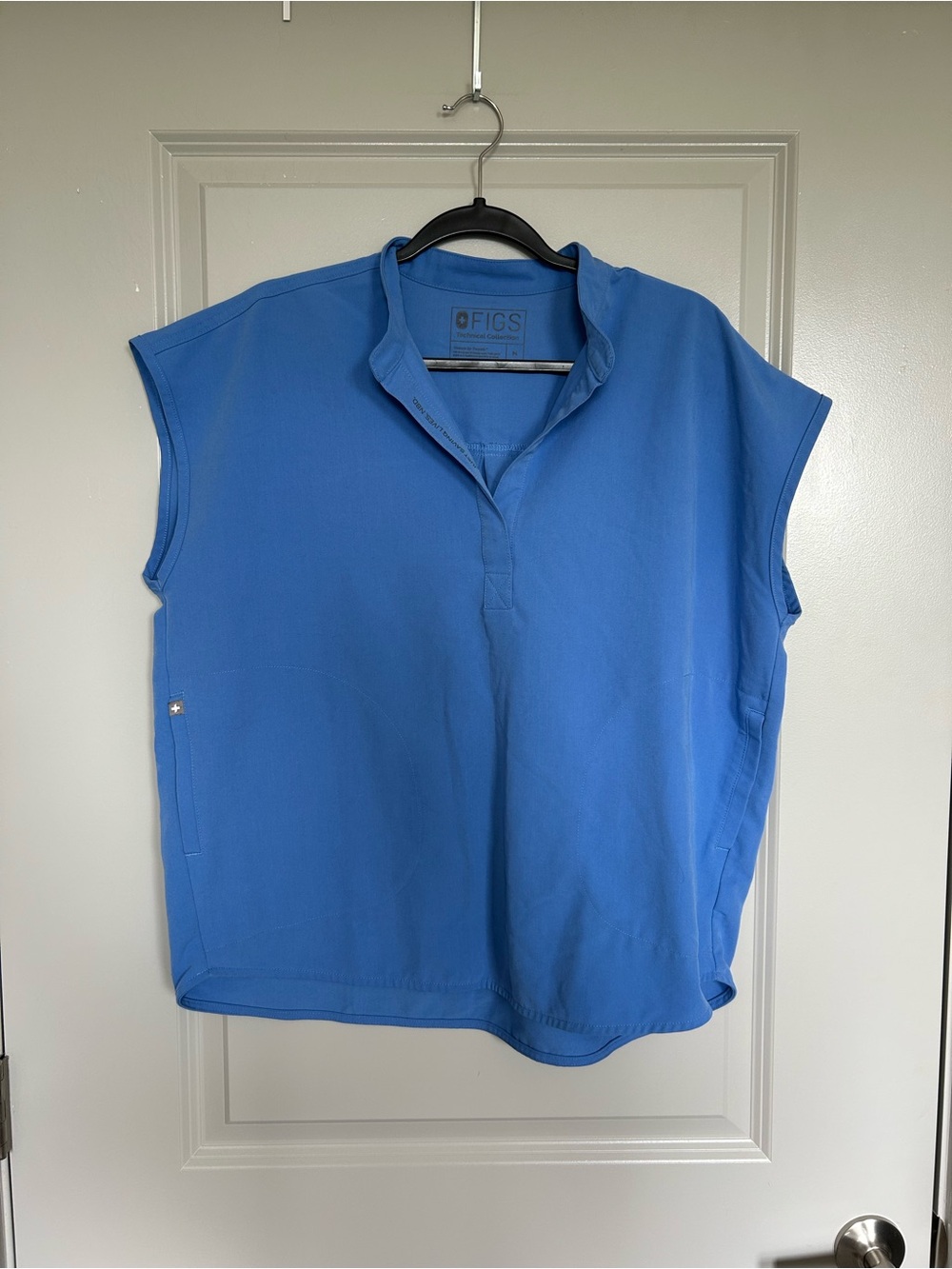 FIGS Women's Light Blue Rafaela Sleeveless Scrub Top